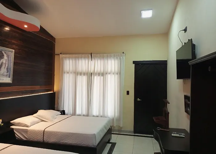 Terra Luna Lodge