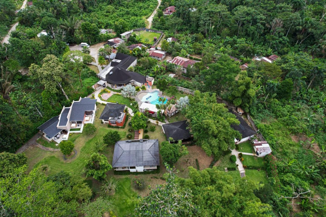 Terra Luna Lodge